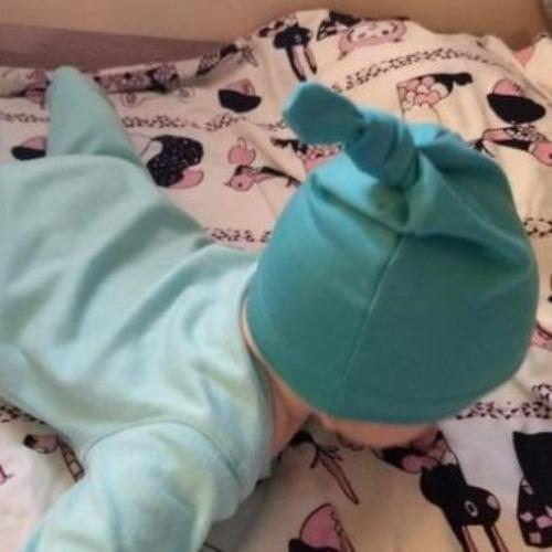 BABY TOP KNOT BEANIES