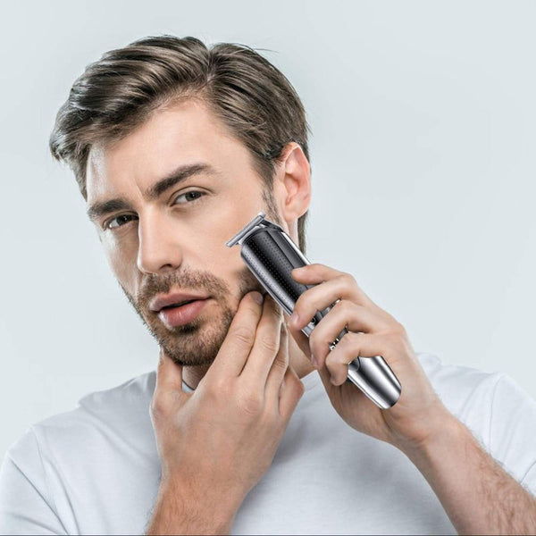 PROFESSIONAL MENS GROOMING KIT