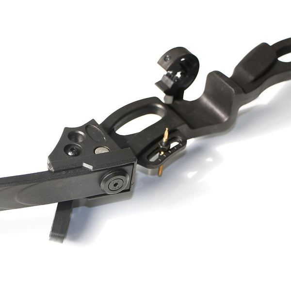 TAKEDOWN RECURVE BOW
