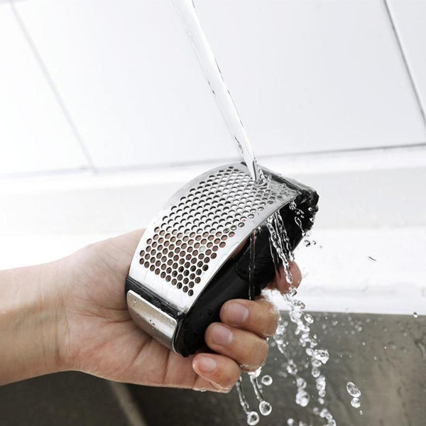 MANUAL GARLIC PRESSER KITCHEN TOOL