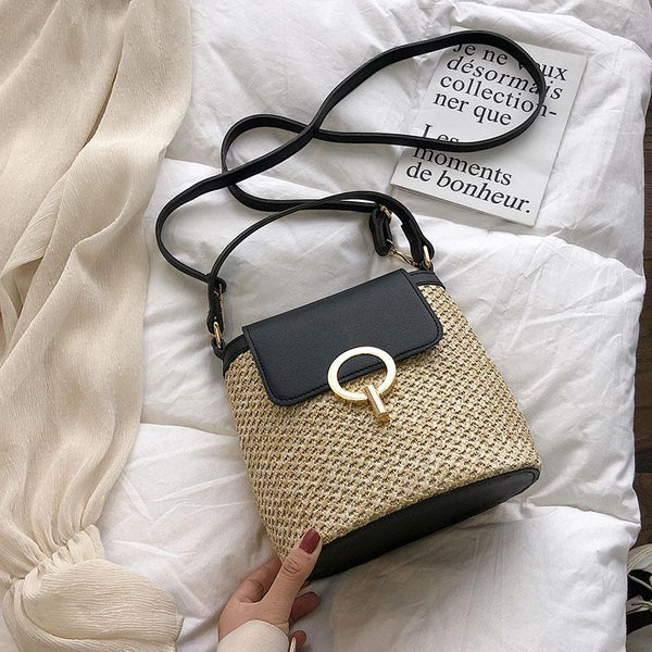 STRAW BUCKET HANDBAG