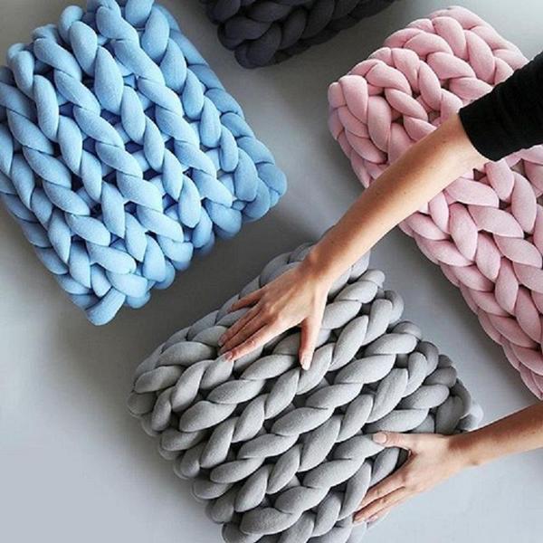 Chunky Knit Blanket