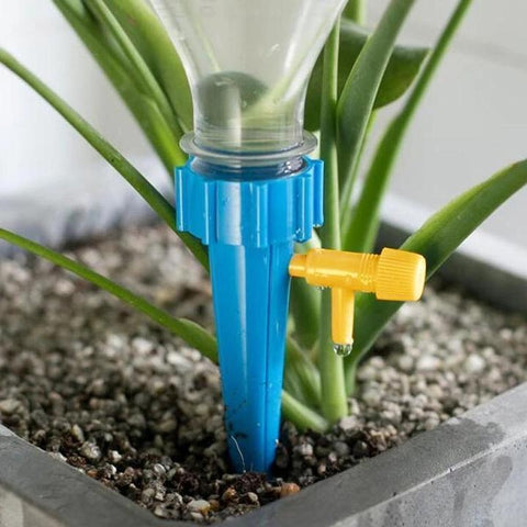 AUTOMATIC PLANT WATERER SPIKES