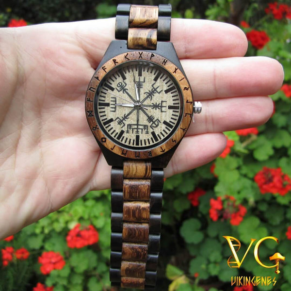 HANDMADE ENGRAVED WOODEN WATCH