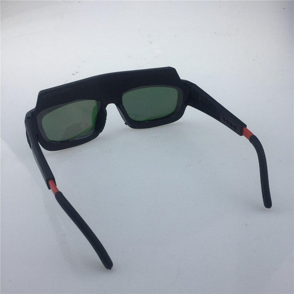 AUTO DARKENING WELDING GLASSES