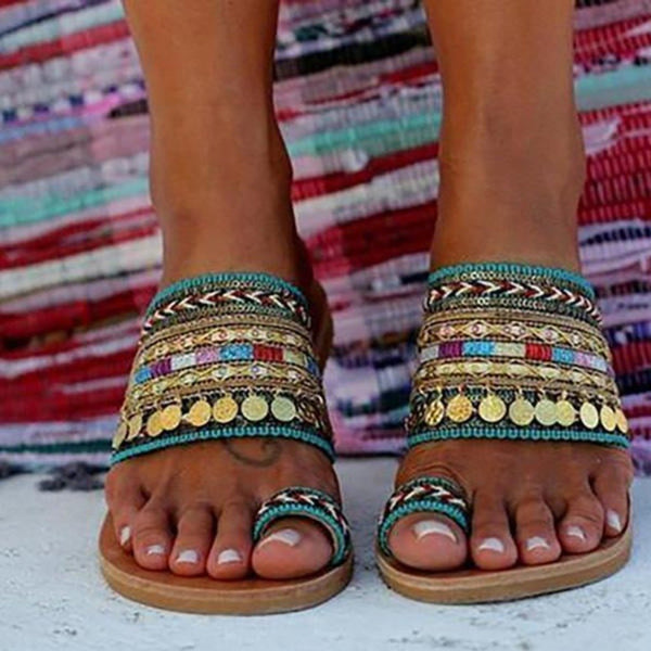 BOHEMIAN TOE RING SANDALS