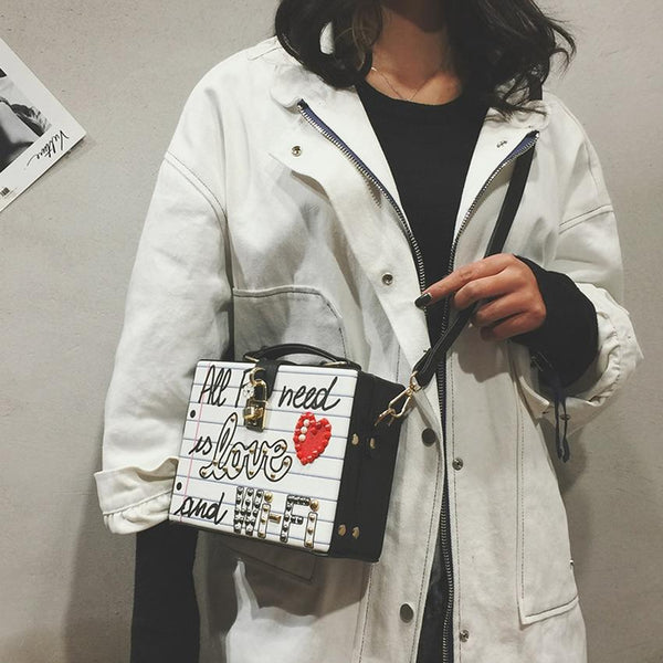 Ladies Diamond Pearl Crossbag