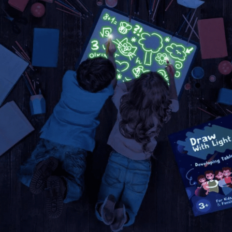 MAGIC LIGHT UP DRAWING BOARD