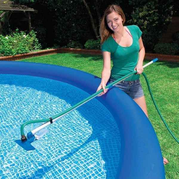 POOL CLEANING MAINTENANCE KIT