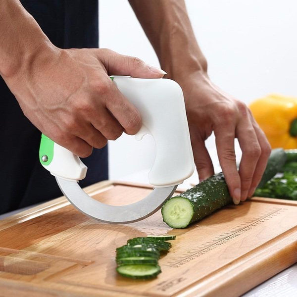 Kitchen rolling knife