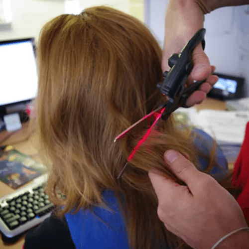 LASER GUIDED SCISSORS