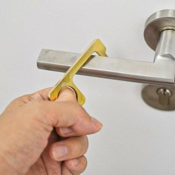 PORTABLE KEY DOOR OPENER